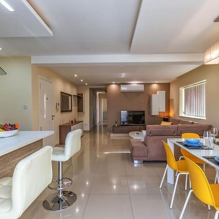 Modern 3 Bedroom Apartment Close To Paceville And Beach Is-Swieqi Kültér fotó