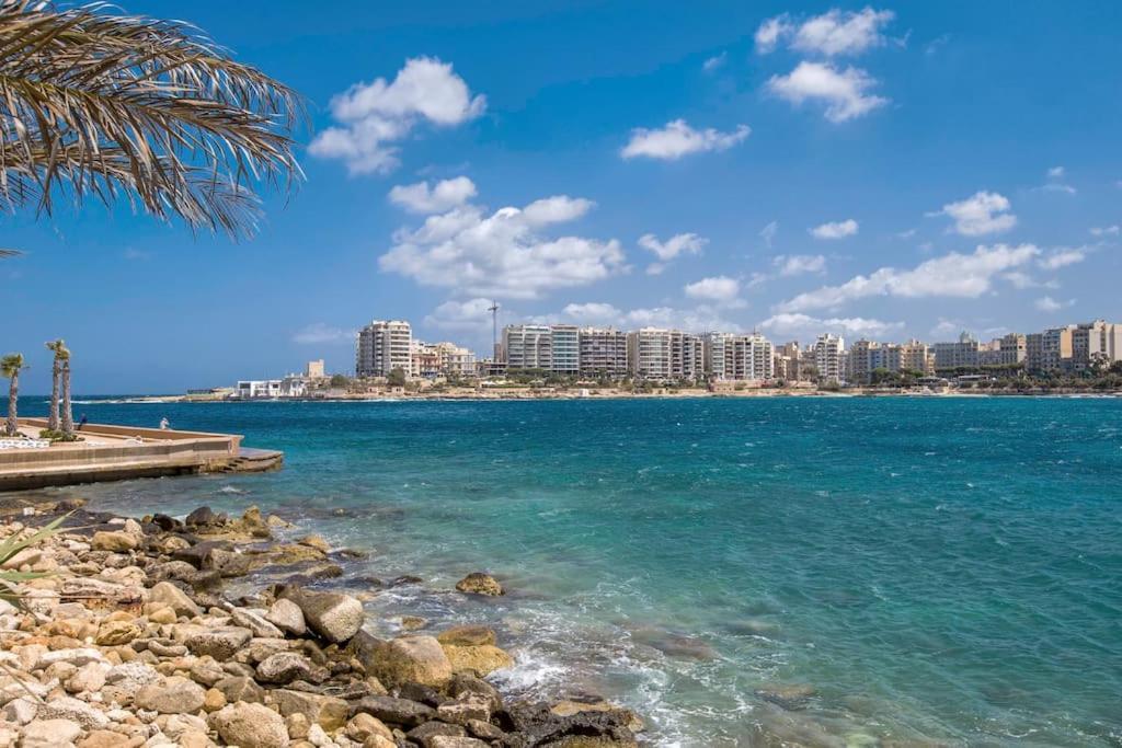 Modern 3 Bedroom Apartment Close To Paceville And Beach Is-Swieqi Kültér fotó