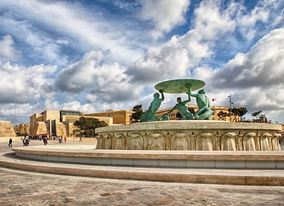 Modern 3 Bedroom Apartment Close To Paceville And Beach Is-Swieqi Kültér fotó
