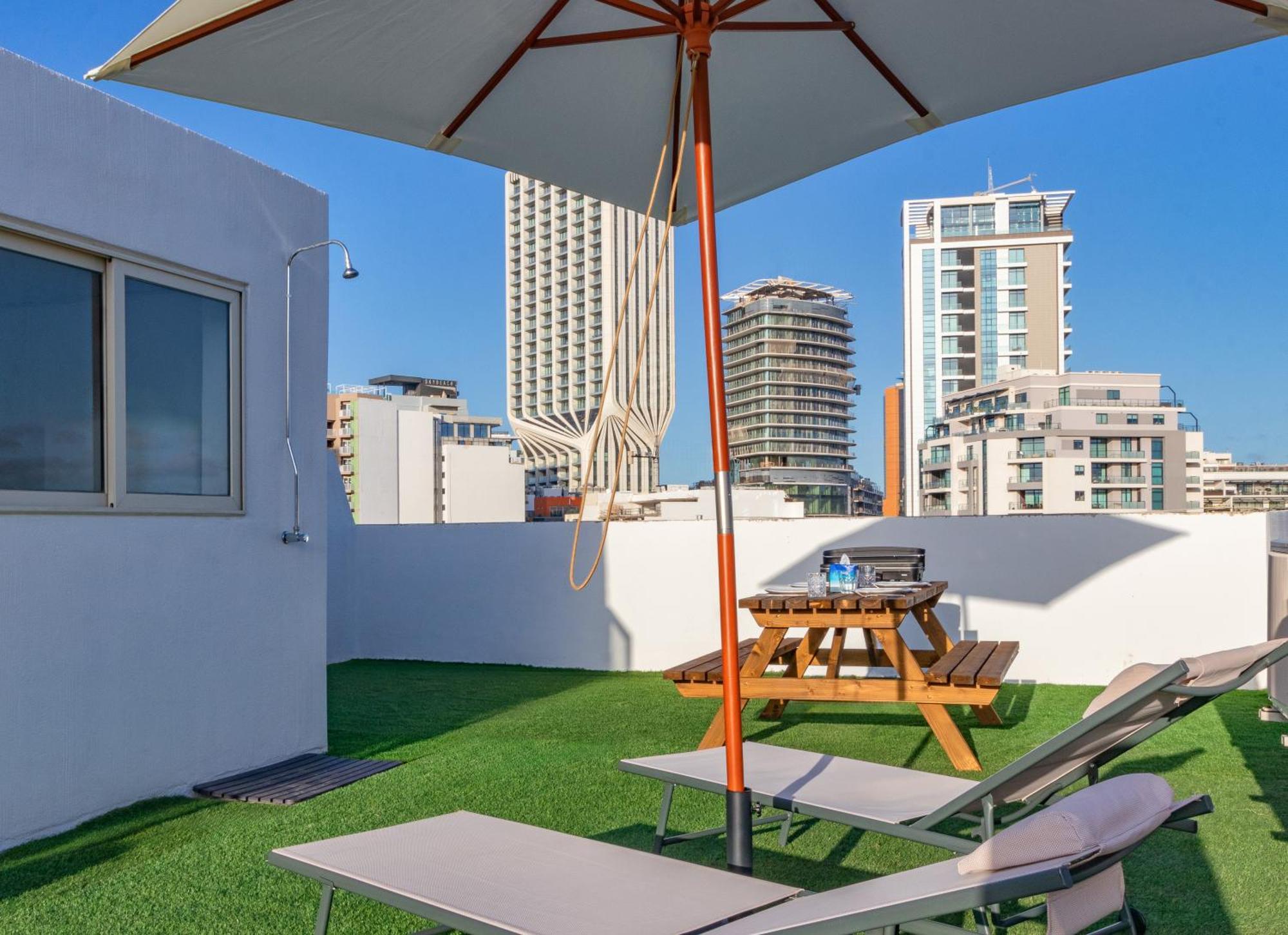 Modern 3 Bedroom Apartment Close To Paceville And Beach Is-Swieqi Kültér fotó